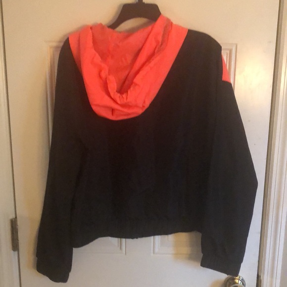 HOST PICK Forever 21 Women’s Lightweight Rain Jacket, Jacket Black & Pin… - Picture 5 of 5